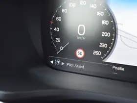 Volvo V60 B3 177PK Automaat Momentum Advantage thumbnail 29