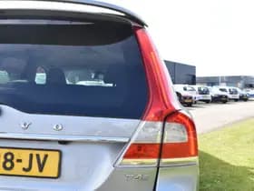 Volvo V70 T4 190PK Automaat Classic Edition thumbnail 16