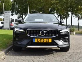 Volvo V60 Cross Country B5 265PK Automaat AWD Pro thumbnail 3