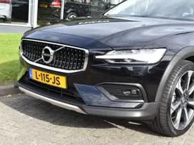 Volvo V60 Cross Country B5 265PK Automaat AWD Pro thumbnail 4