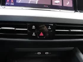 Volkswagen Golf Variant 1.5 eTSI Automaat Life Business thumbnail 29