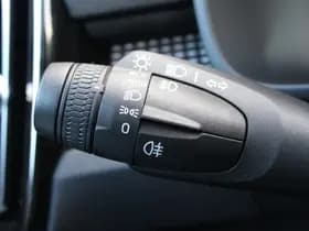 Volvo XC40 Recharge P8 AWD R-Design thumbnail 20