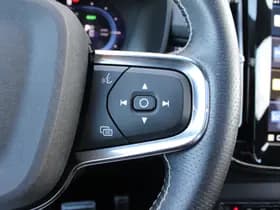 Volvo XC40 Recharge P8 AWD R-Design thumbnail 23