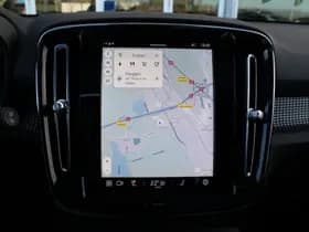 Volvo XC40 Recharge P8 AWD R-Design thumbnail 38