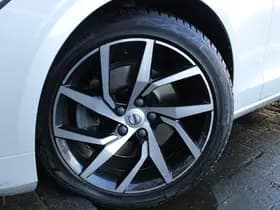 Volvo V60 T4 Automaat Momentum Pro thumbnail 12