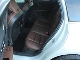 Volvo V60 T4 Automaat Momentum Pro thumbnail 17