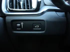 Volvo V60 T4 Automaat Momentum Pro thumbnail 21