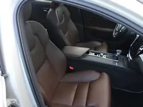 Volvo V60 T4 Automaat Momentum Pro thumbnail 50