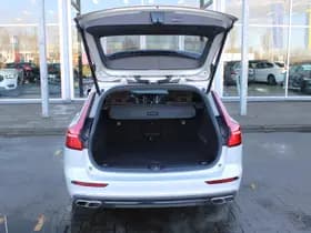 Volvo V60 T4 Automaat Momentum Pro thumbnail 6