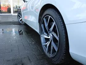 Volvo V60 T4 Automaat Momentum Pro thumbnail 59