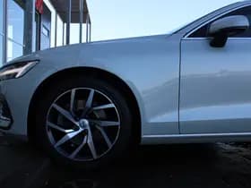 Volvo V60 T4 Automaat Momentum Pro thumbnail 63