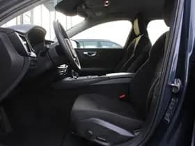 Volvo V60 T6 Plug-in hybrid AWD Essential Bright thumbnail 12