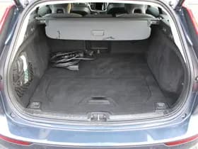 Volvo V60 T6 Plug-in hybrid AWD Essential Bright thumbnail 8