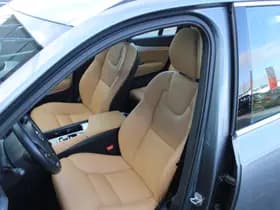 Volvo XC90 T8 Twin Engine AWD Momentum thumbnail 13