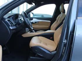Volvo XC90 T8 Twin Engine AWD Momentum thumbnail 14
