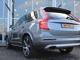 Volvo XC90 T8 Twin Engine AWD Momentum thumbnail 3