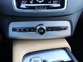 Volvo XC90 T8 Twin Engine AWD Momentum thumbnail 28