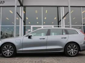 Volvo V60 T6 Recharge AWD R-Design thumbnail 2