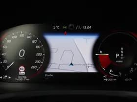 Volvo V60 T6 Recharge AWD R-Design thumbnail 25