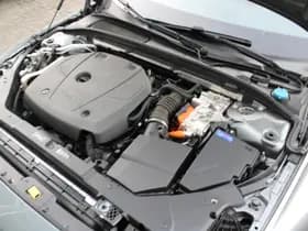 Volvo V60 T6 Recharge AWD R-Design thumbnail 38