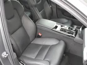 Volvo V60 T6 Recharge AWD R-Design thumbnail 41