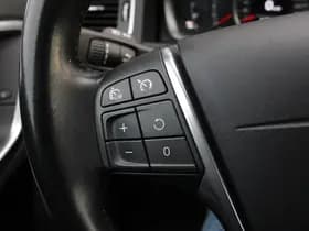 Volvo V60 T3 Momentum thumbnail 20