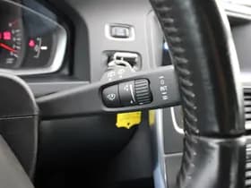 Volvo V60 T3 Momentum thumbnail 23