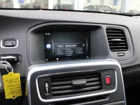 Volvo V60 T3 Momentum thumbnail 24