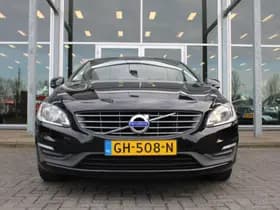 Volvo V60 T3 Momentum thumbnail 4