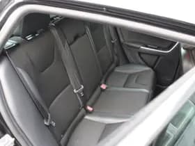 Volvo V60 T3 Momentum thumbnail 38