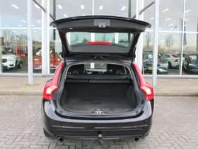 Volvo V60 T3 Momentum thumbnail 6