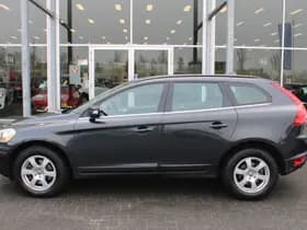 Volvo XC60 3.0 6 Cilinder! T6 AWD Momentum Youngtimer thumbnail 32