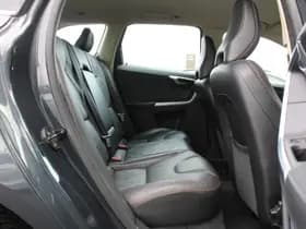 Volvo XC60 3.0 6 Cilinder! T6 AWD Momentum Youngtimer thumbnail 49