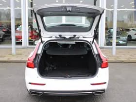 Volvo V60 T8 Recharge AWD Inscription thumbnail 6