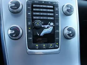 Volvo XC60 2.0 T5 FWD Polar+ thumbnail 28