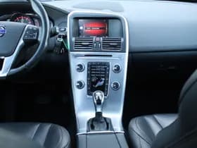 Volvo XC60 2.0 T5 FWD Polar+ thumbnail 40