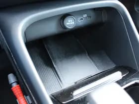 Volvo C40 Single Motor Plus 69 kWh thumbnail 28