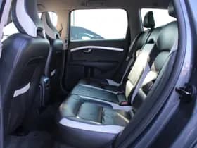 Volvo V70 2.5T Momentum thumbnail 14