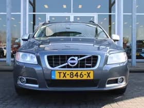 Volvo V70 2.5T Momentum thumbnail 4