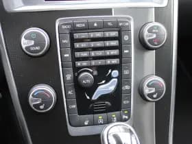 Volvo XC60 T5 FWD Summum thumbnail 27