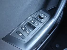 Volkswagen T-Roc 1.5 TSI Automaat Style Business thumbnail 17