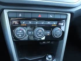 Volkswagen T-Roc 1.5 TSI Automaat Style Business thumbnail 27