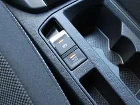 Volkswagen T-Roc 1.5 TSI Automaat Style Business thumbnail 29