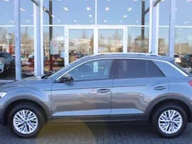 Volkswagen T-Roc 1.5 TSI Automaat Style Business thumbnail 32