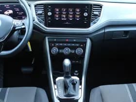 Volkswagen T-Roc 1.5 TSI Automaat Style Business thumbnail 40
