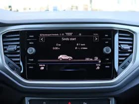 Volkswagen T-Roc 1.5 TSI Automaat Style Business thumbnail 48