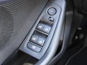 BMW 1 Serie 5-Drs 118i Automaat High Executive thumbnail 17