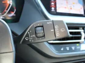 BMW 1 Serie 5-Drs 118i Automaat High Executive thumbnail 24