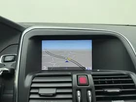 Volvo XC60 D3 150pk Polar+ / Lederen bekleding / Stoelverwarming / Elektr. verstelbare stoel / Trekhaak / All-season banden / thumbnail 23