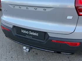 Volvo XC40 Extended Range Plus 82 kWh / Adaptieve cruise control / verwarmbare voorstoelen / Trekhaak / thumbnail 23